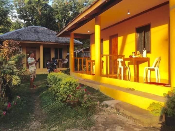 Gold Star Inn Siquijor Eksteriør bilde